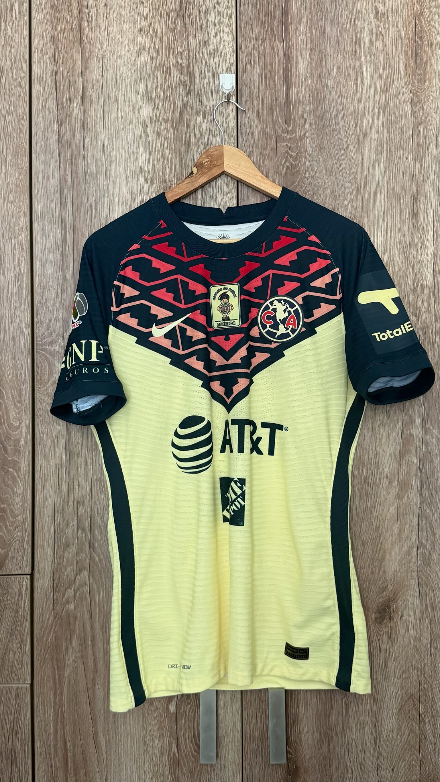 Utileria Américas 2021/2022 Valdés 